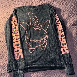 Nickelodeon. Patric long sleeve shirt. Size small.